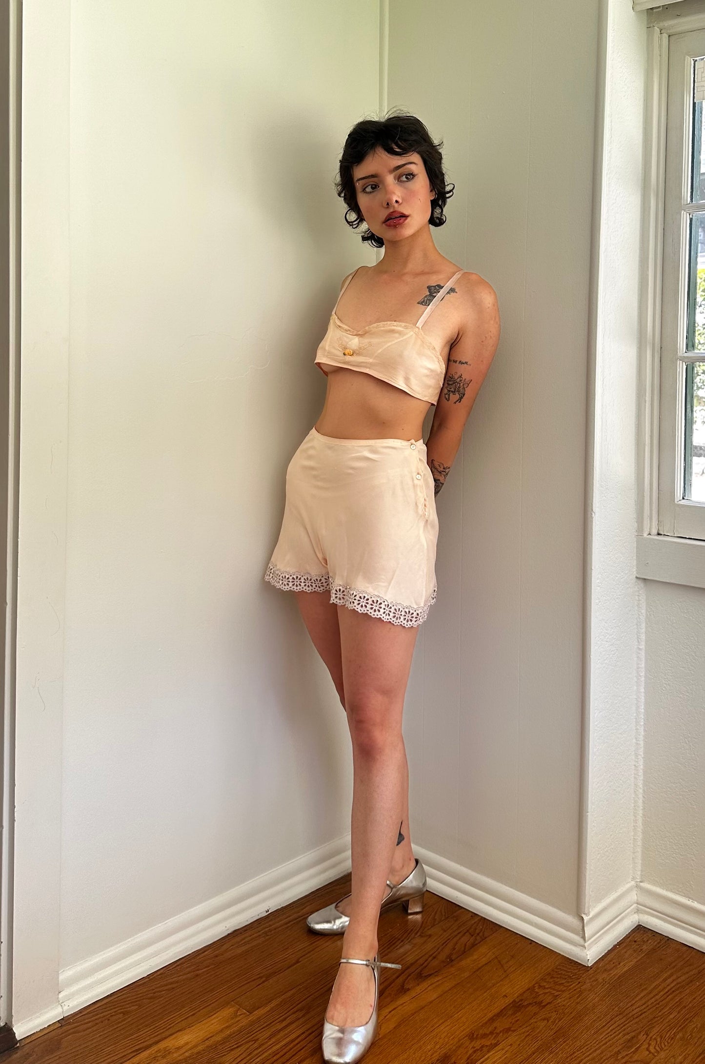 1940s Pale Pink Trim Tap Shorts