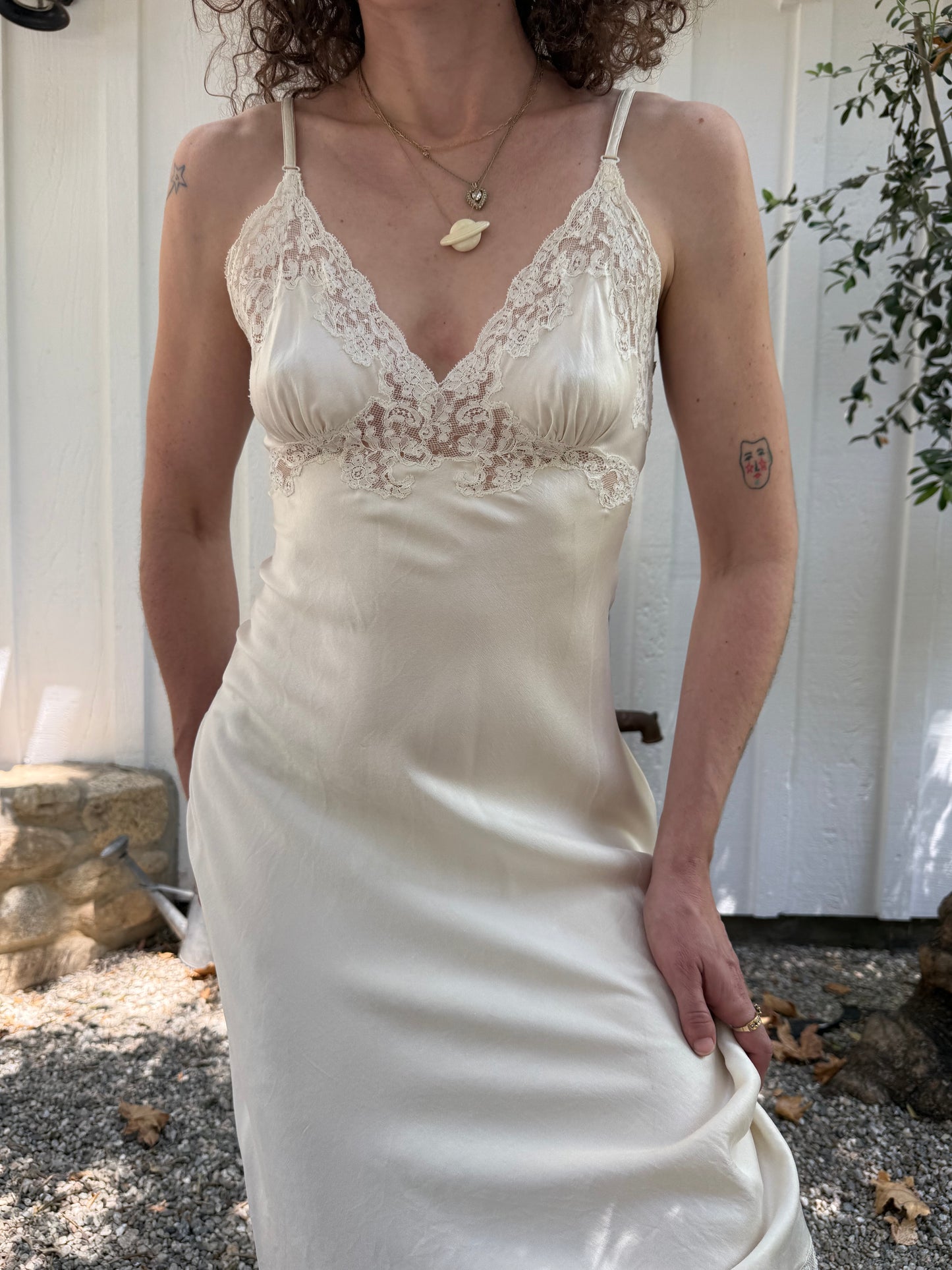 1940s Ivory Silk Bias Cut Lace Trimmed Slip Dress