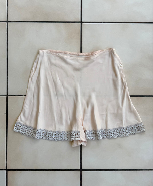 1940s Pale Pink Trim Tap Shorts