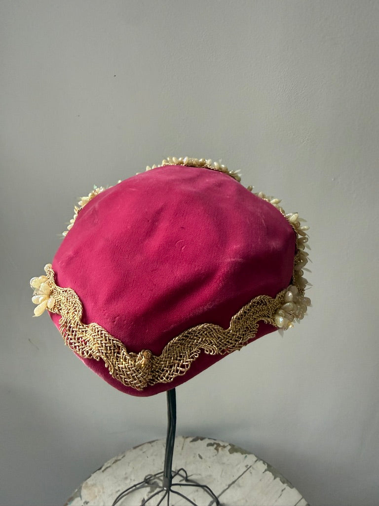 1940s Magenta Velvet Cocktail Calot by I. Magnin & Co.