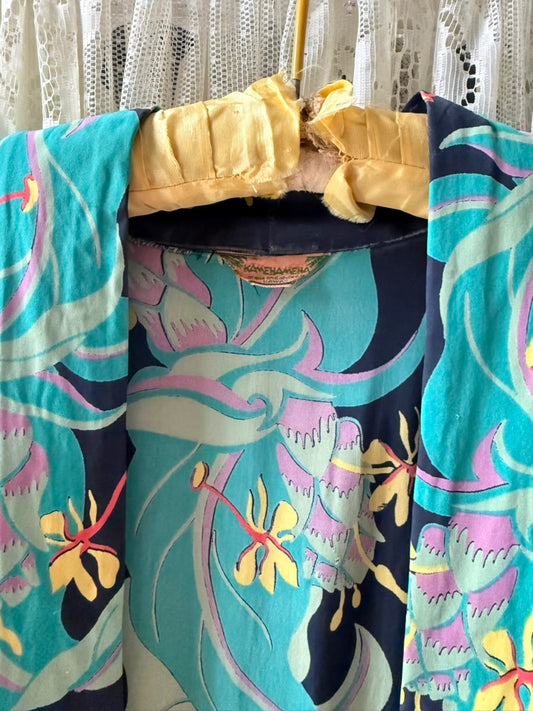 1940s Kamehameha Rayon Hawaiian Printed Robe
