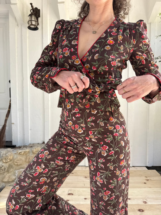 1970s Plain Jane San Francisco Brown Floral Wrap Set