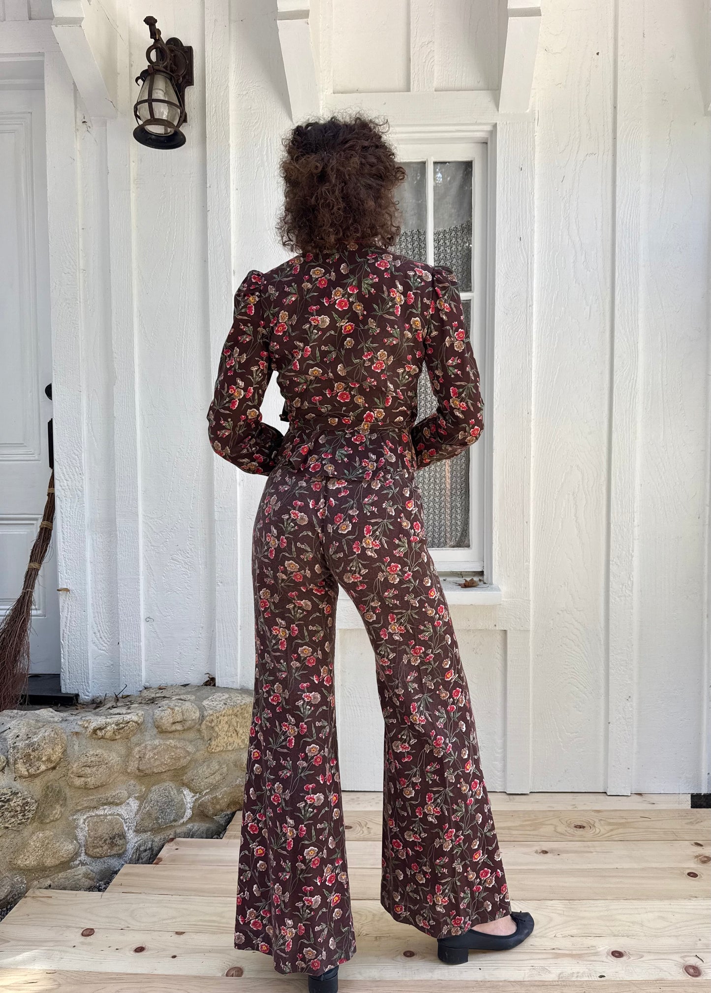 1970s Plain Jane San Francisco Brown Floral Wrap Set