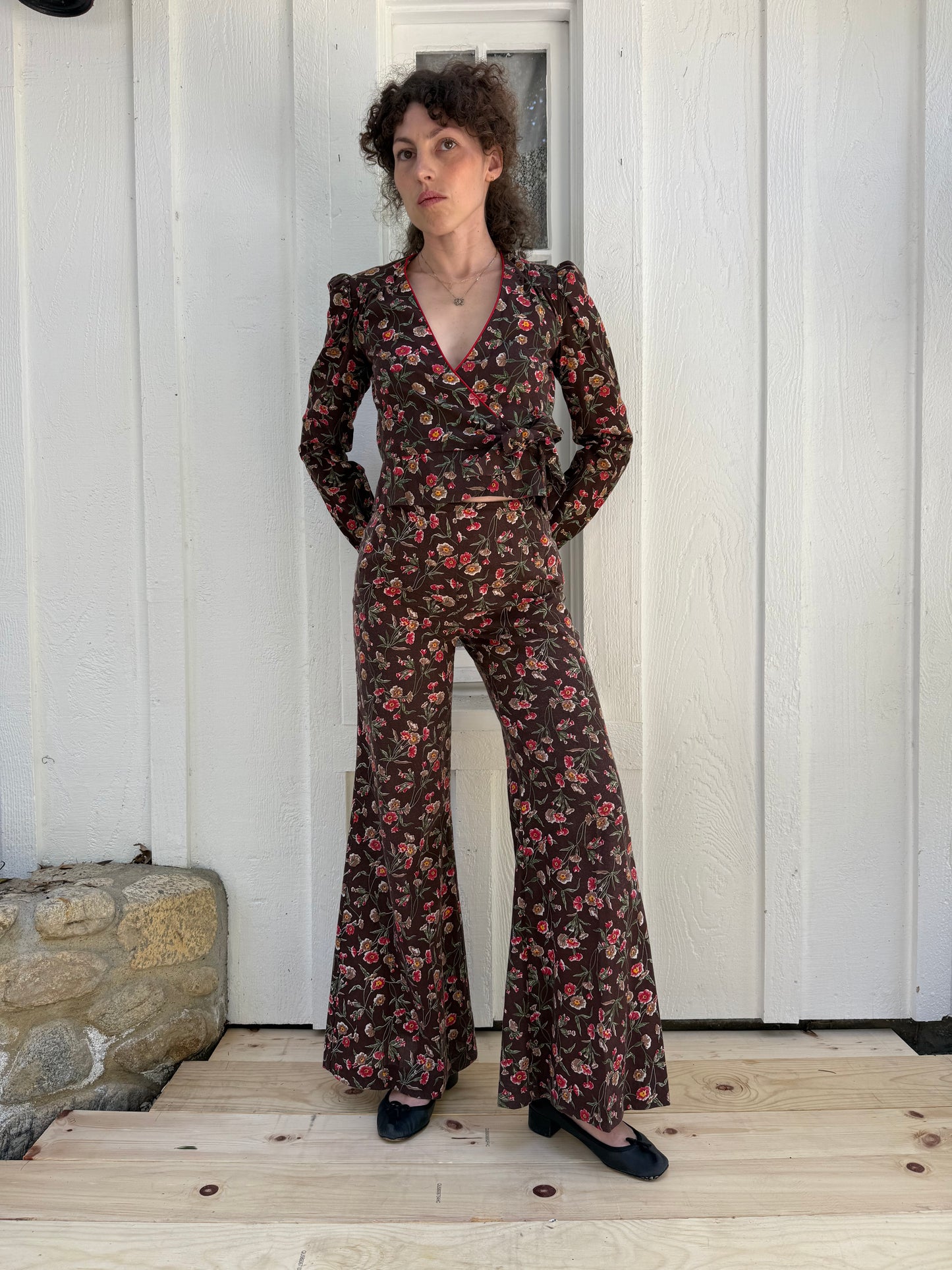 1970s Plain Jane San Francisco Brown Floral Wrap Set