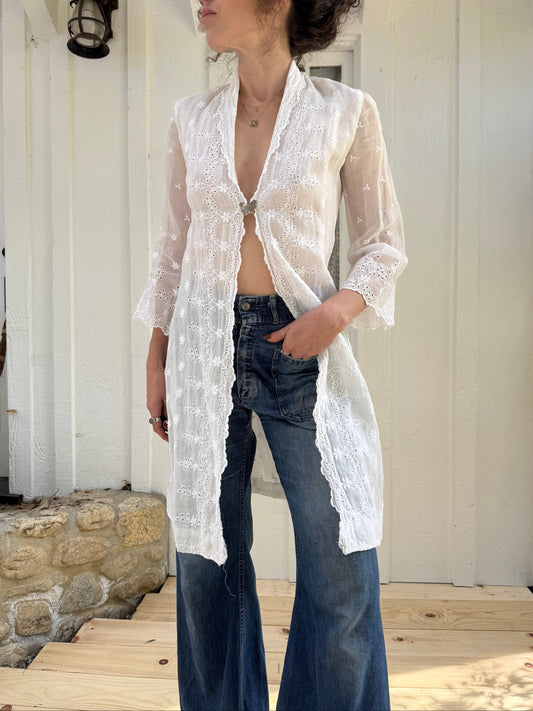 1940s White Eyelet Cotton Voile Lace Jacket