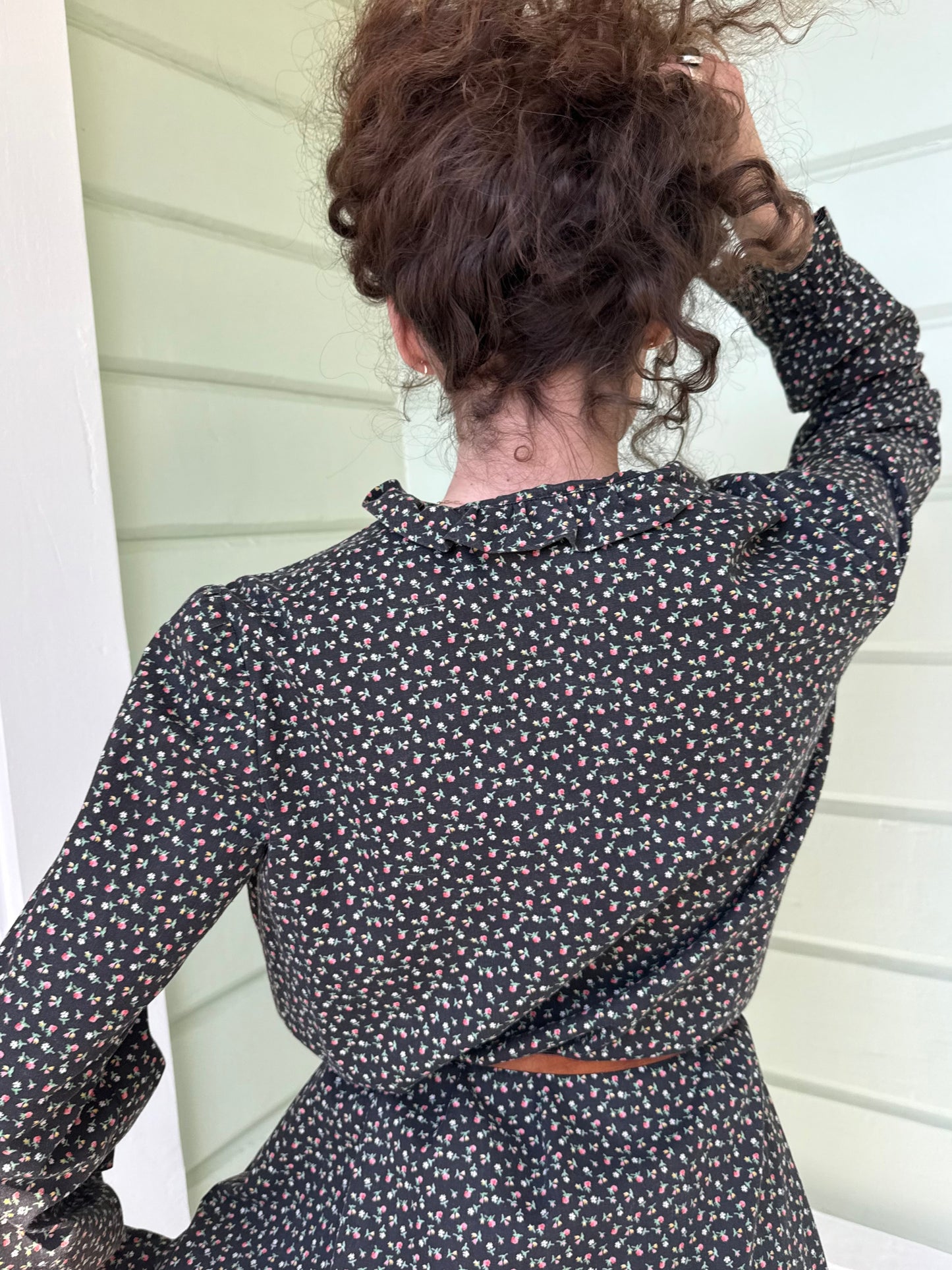 1970s Handmade Floral Cotton Long Sleeve Ruffle Collar Tie Neck Dress
