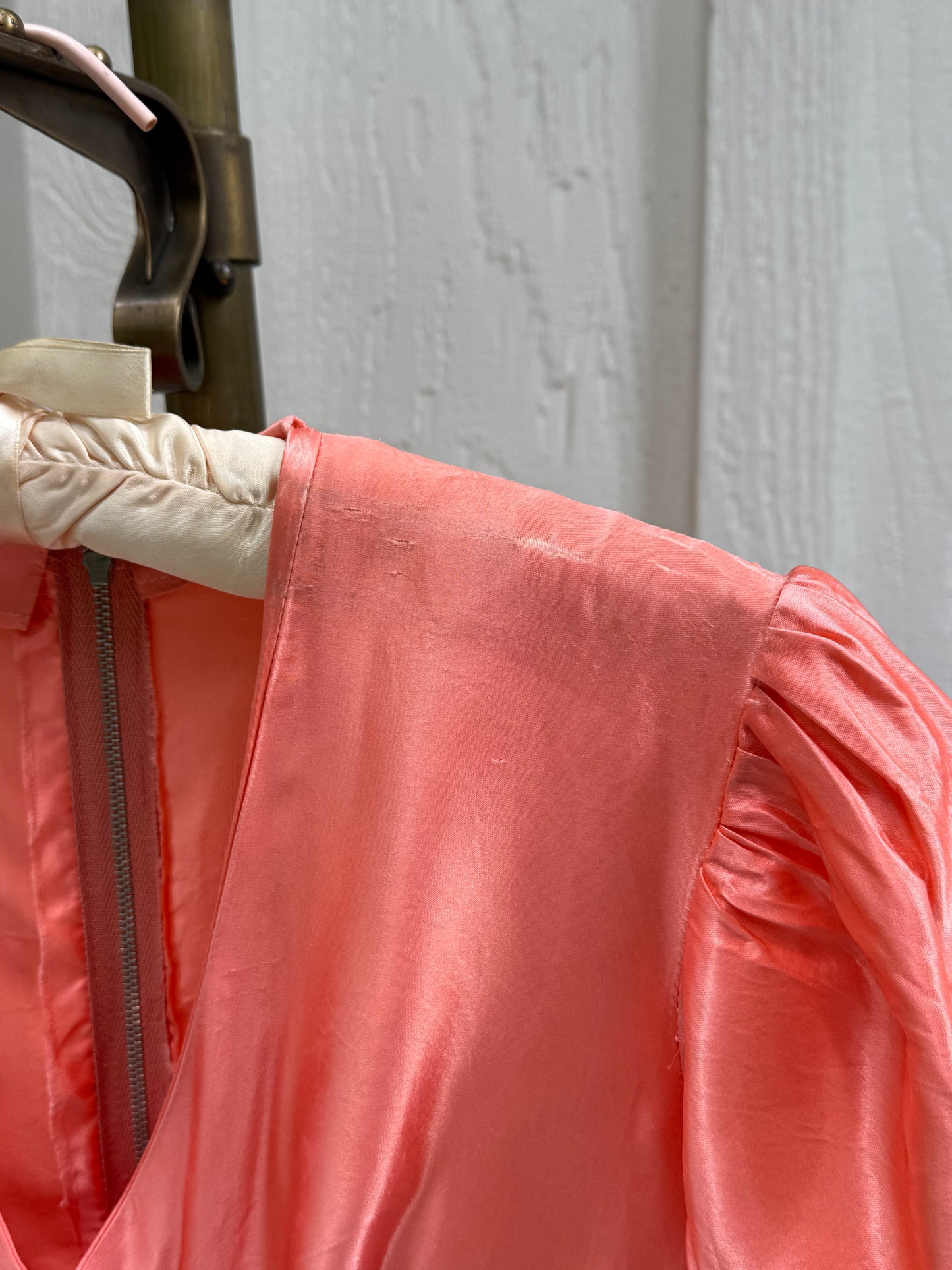 1940s Peach Lace Trimmed Puff Sleeve Gown