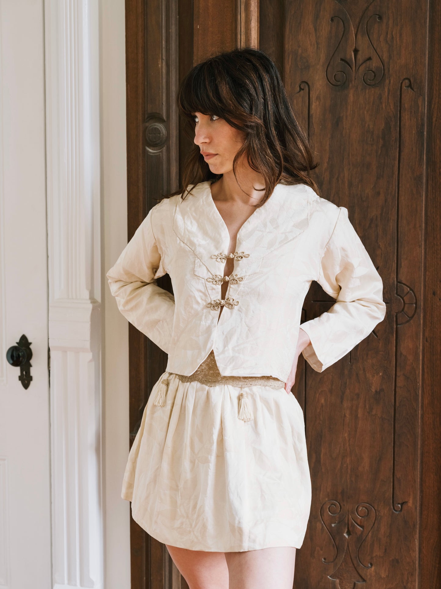 1990s Sarakalo Paris Off White Raw Silk Jacquard Skirt Suit Set