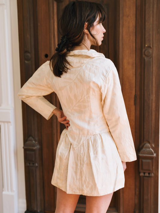 1990s Sarakalo Paris Off White Raw Silk Jacquard Skirt Suit Set