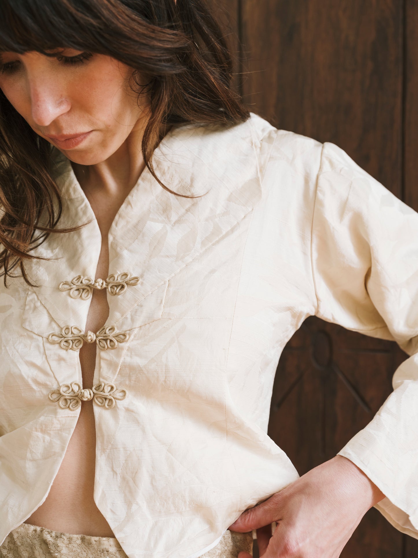 1990s Sarakalo Paris Off White Raw Silk Jacquard Skirt Suit Set