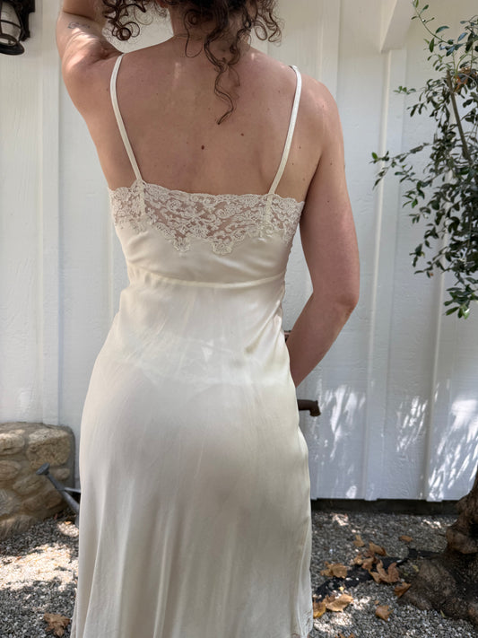 1940s Ivory Silk Bias Cut Lace Trimmed Slip Dress