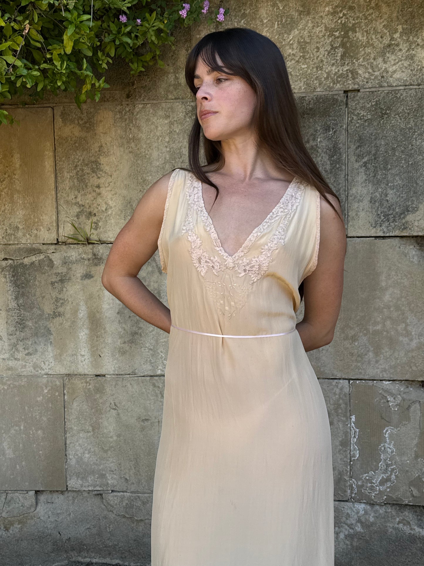 1940s Pale Peach Silk Lace Trimmed Slip Dress