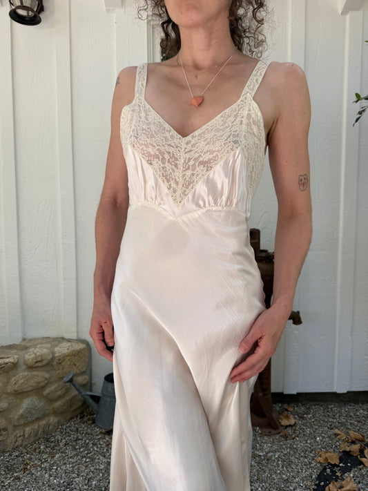 1940s Shiny Pale Pink Skylon Lace Trimmed Slip Dress