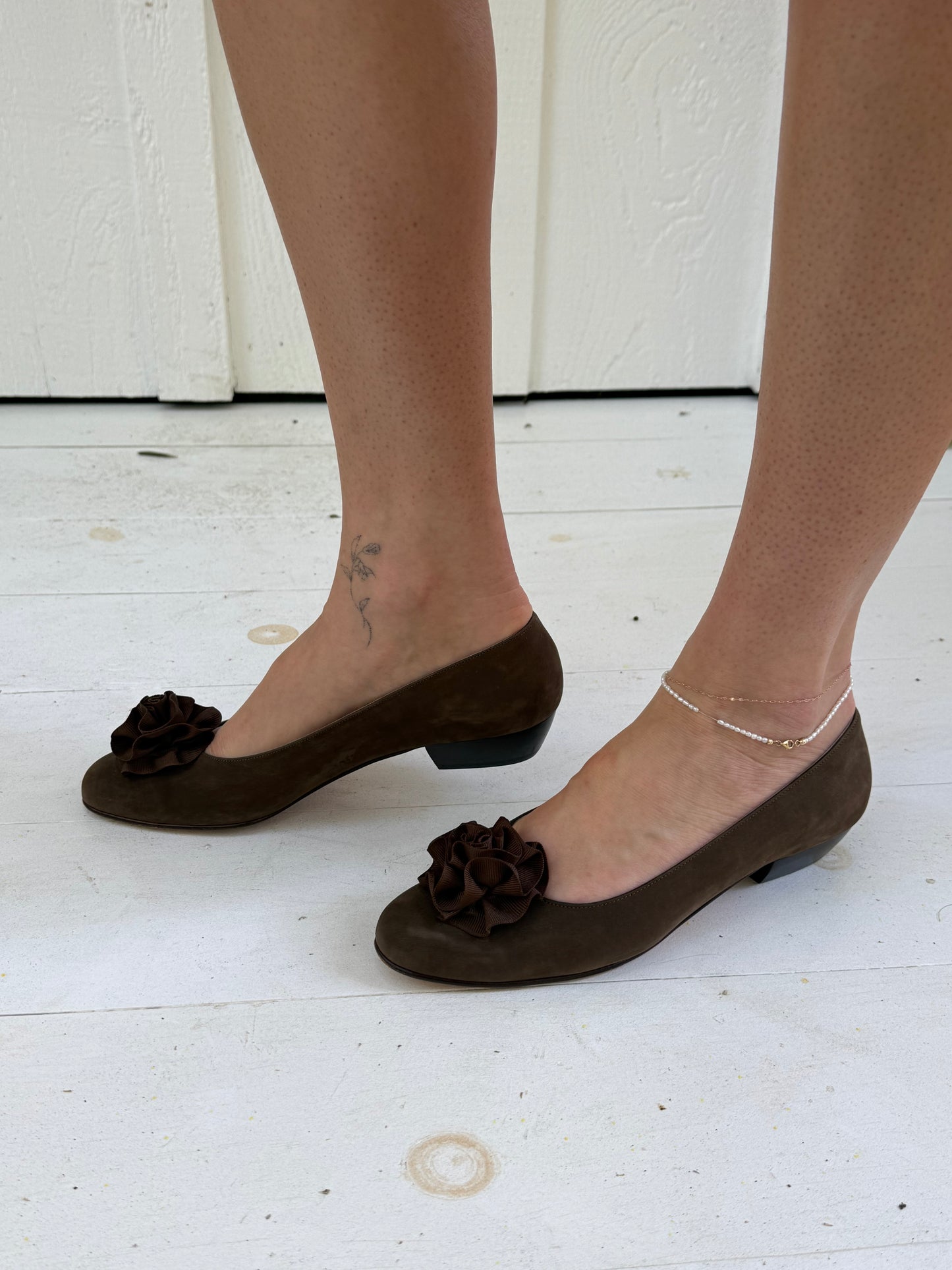 1980s Salvatore Ferragamo Brown Suede Flats with Flower