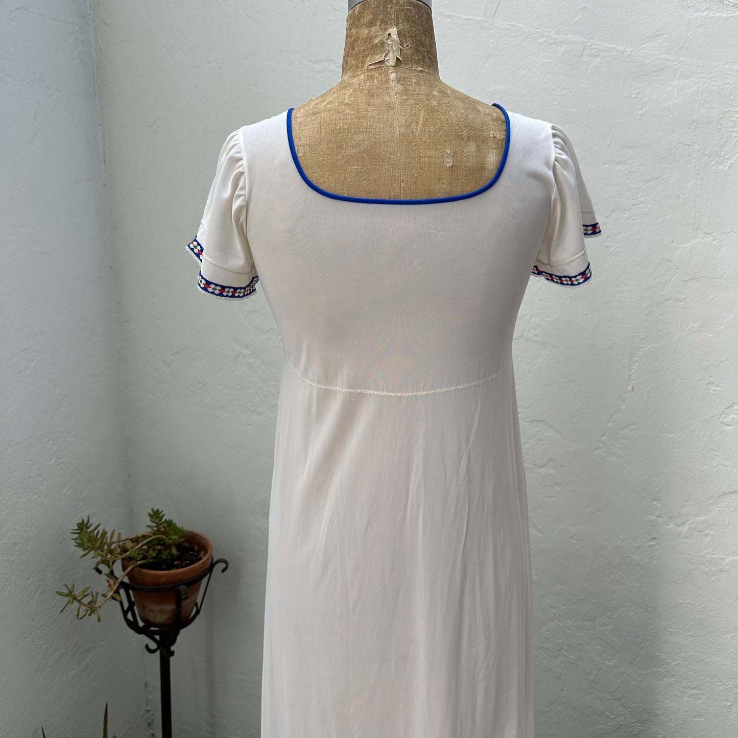 RARE 1950s White Ribbon Trimmed Lorraine Nylon Peignoir Set with Bows