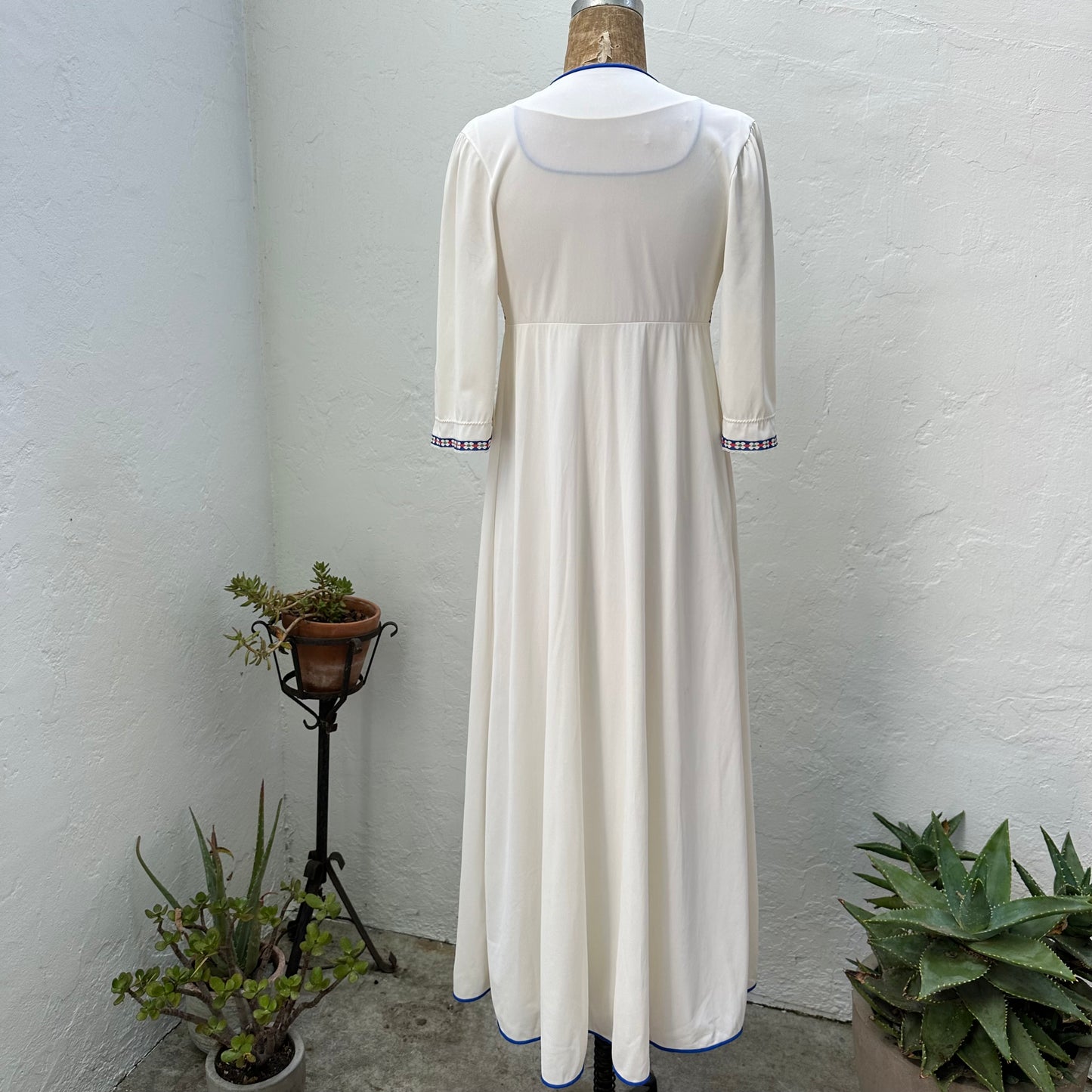 RARE 1950s White Ribbon Trimmed Lorraine Nylon Peignoir Set with Bows