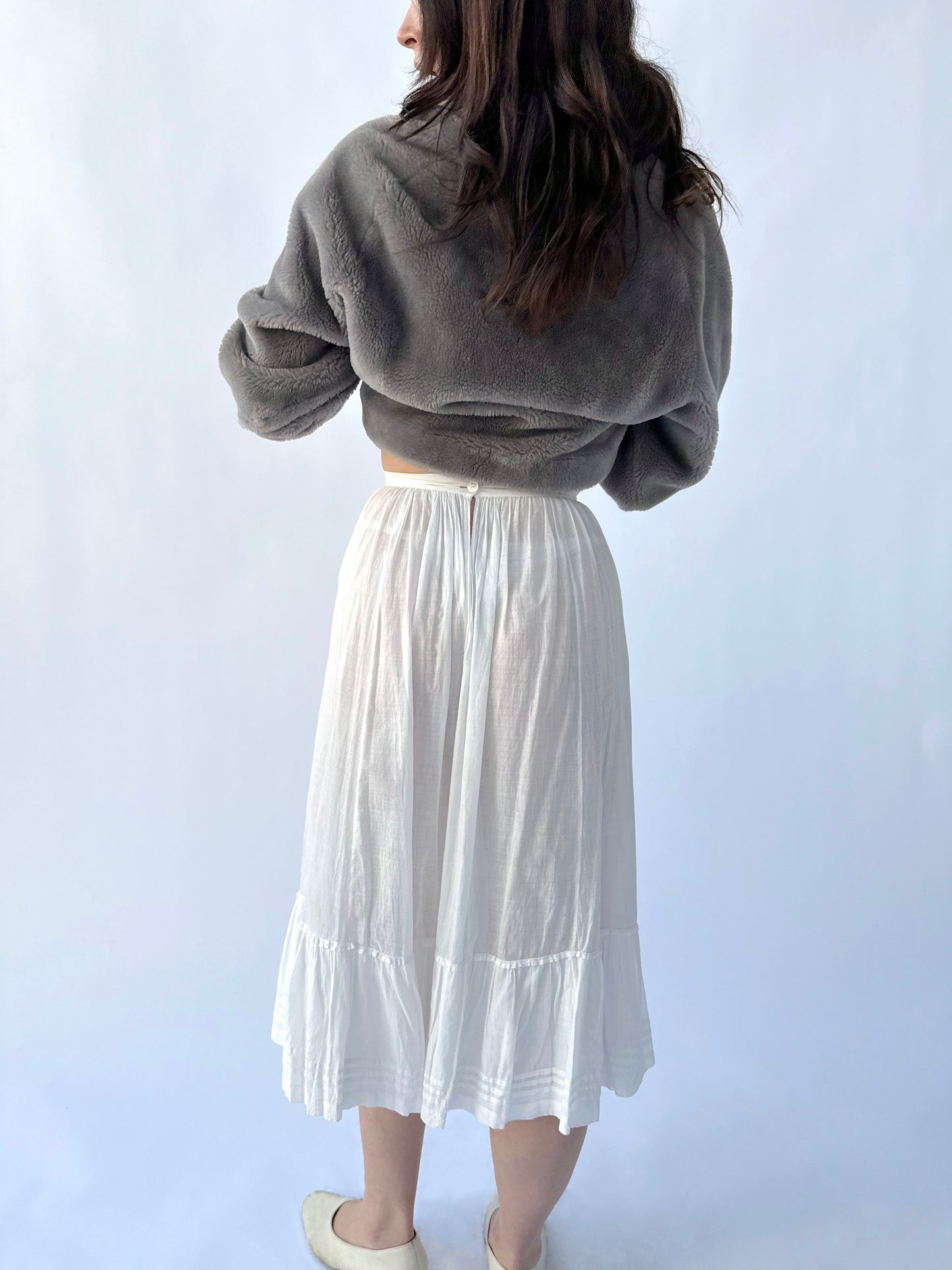 1950s Chubby Grey Faux Fur Shrug Jacket