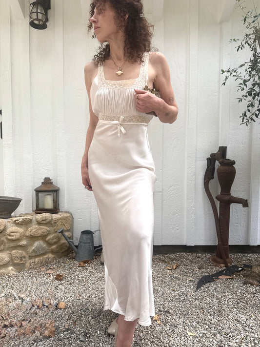 1940s Champagne Lace Trimmed Slip Dress