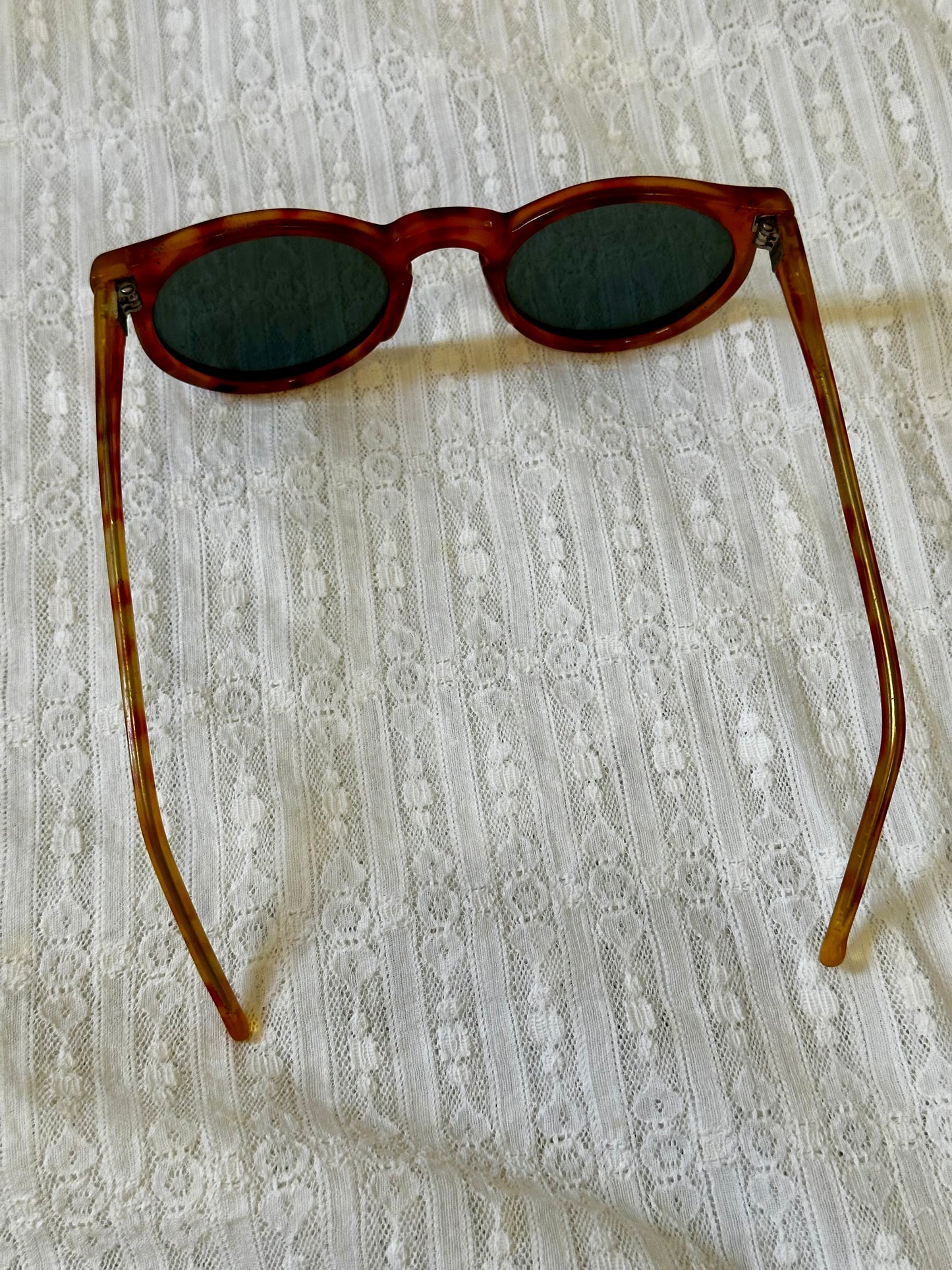 1960s Round Tortoise Shell Sunglasses