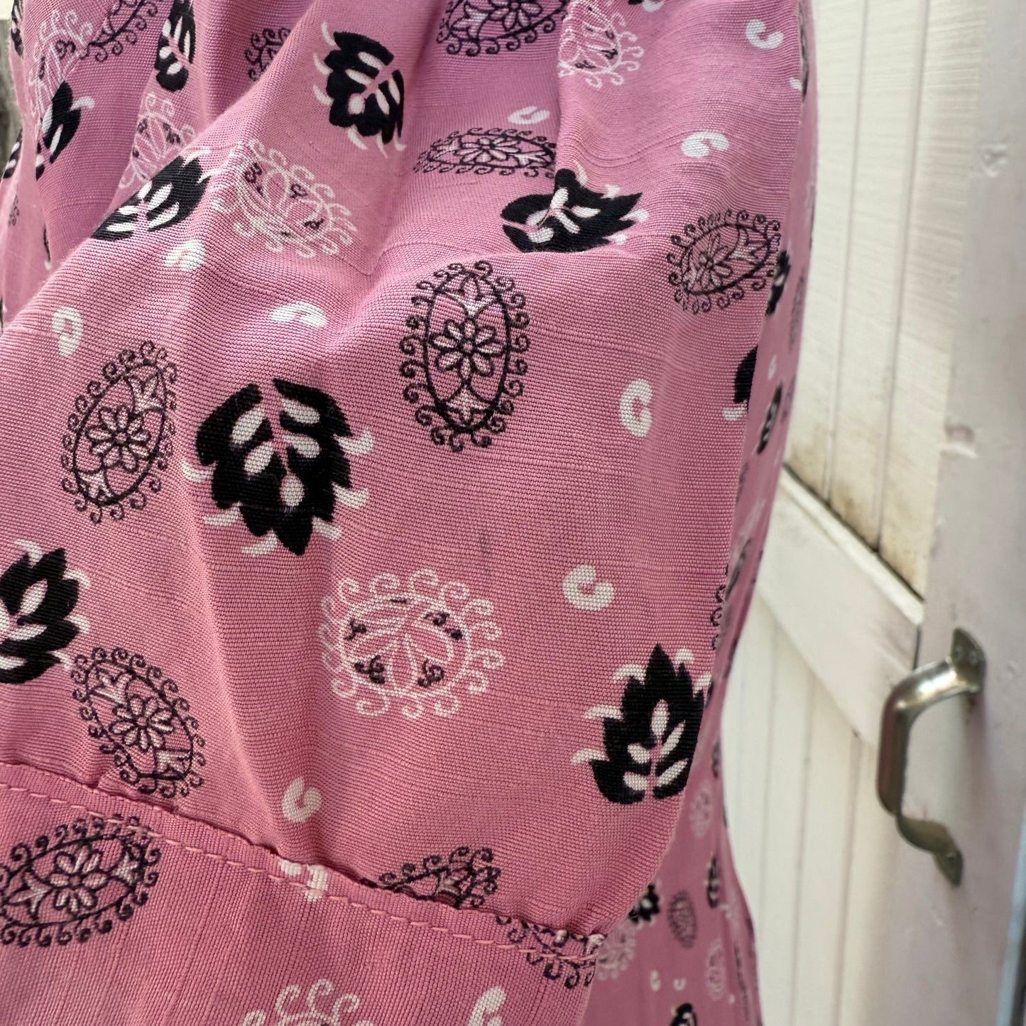 1940s Pink Leaf Print Gabardine Day Dress with Black Piping