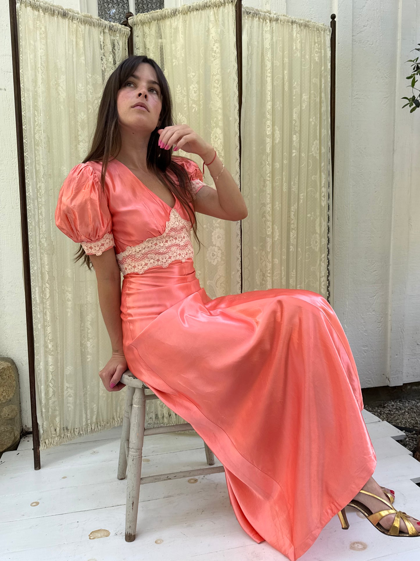 1940s Peach Lace Trimmed Puff Sleeve Gown