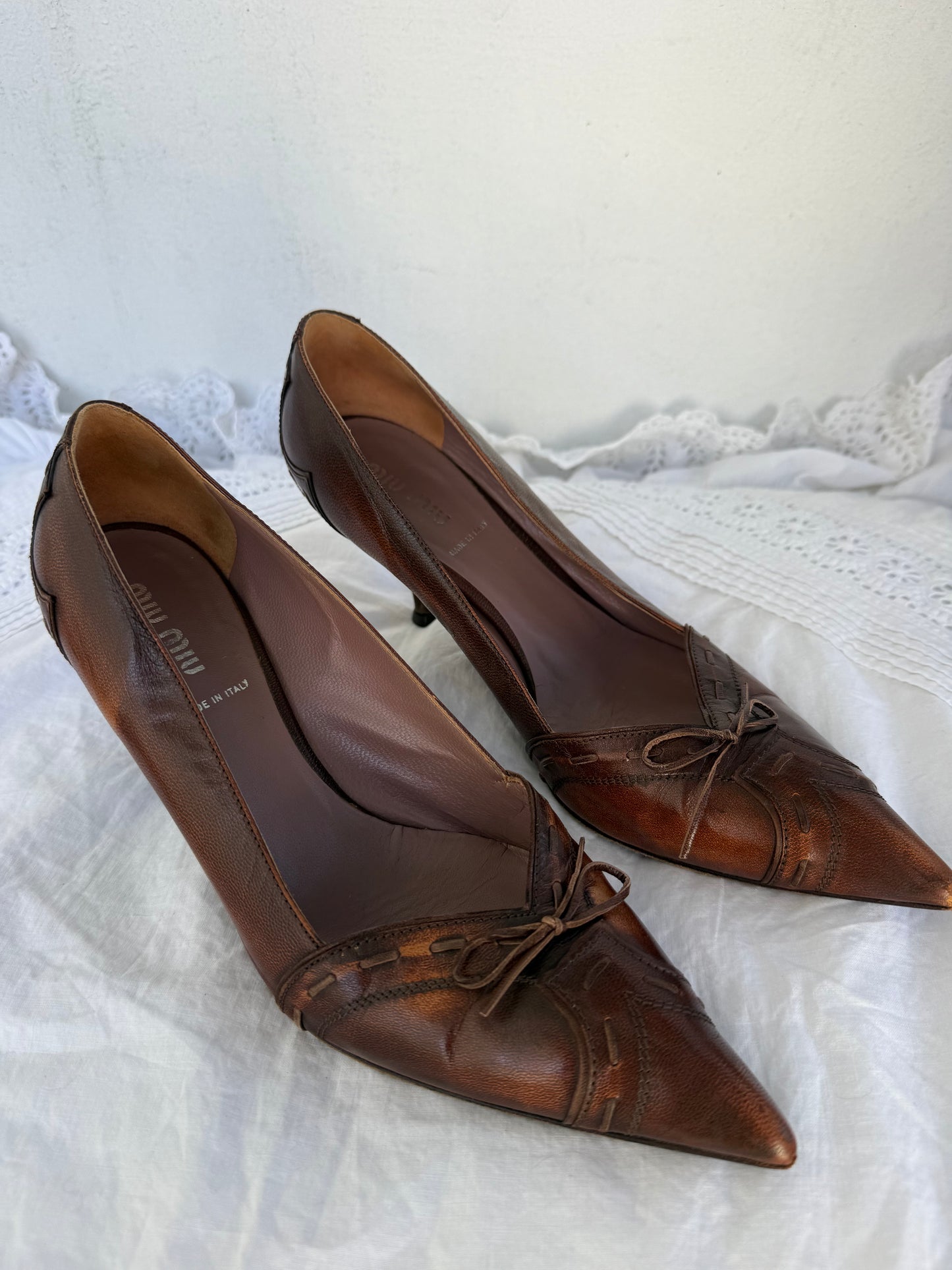 Miu Miu 2000s Brown Leather Western Stitch Lace Up Pointed Heels sz 38
