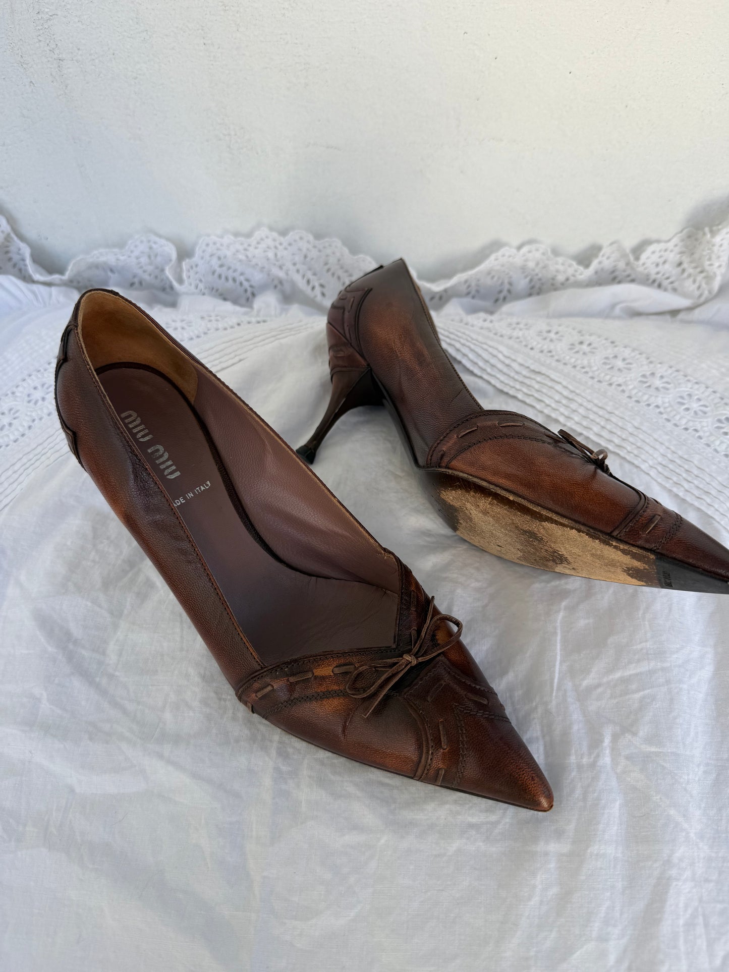 Miu Miu 2000s Brown Leather Western Stitch Lace Up Pointed Heels sz 38