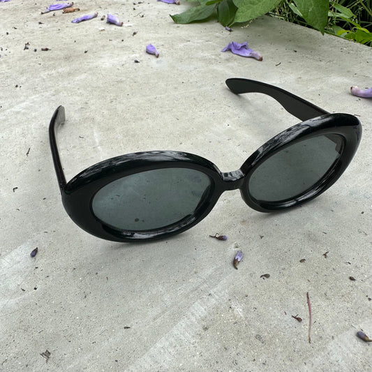 60s Jackie O Black Round Sunglasses