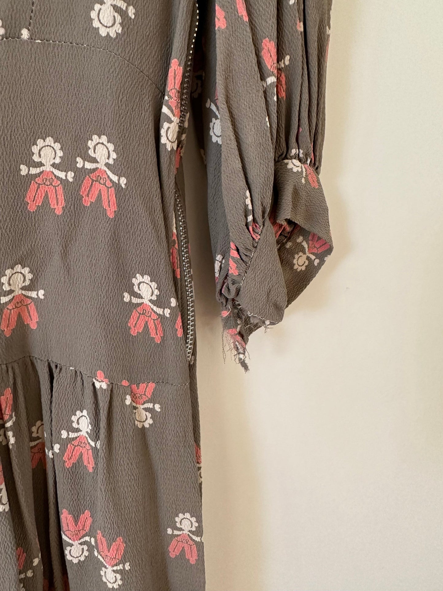 1940s Doll Print Crepe Day Dress