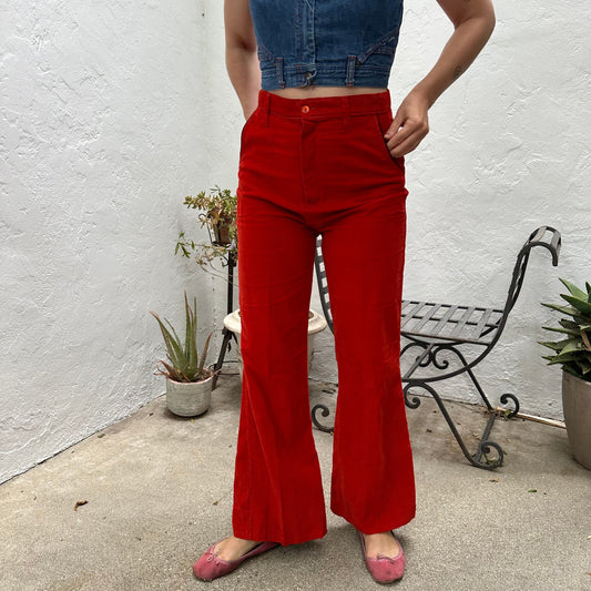1970s "The Whole Thing" Brand High Waisted Red Corduroy Flares