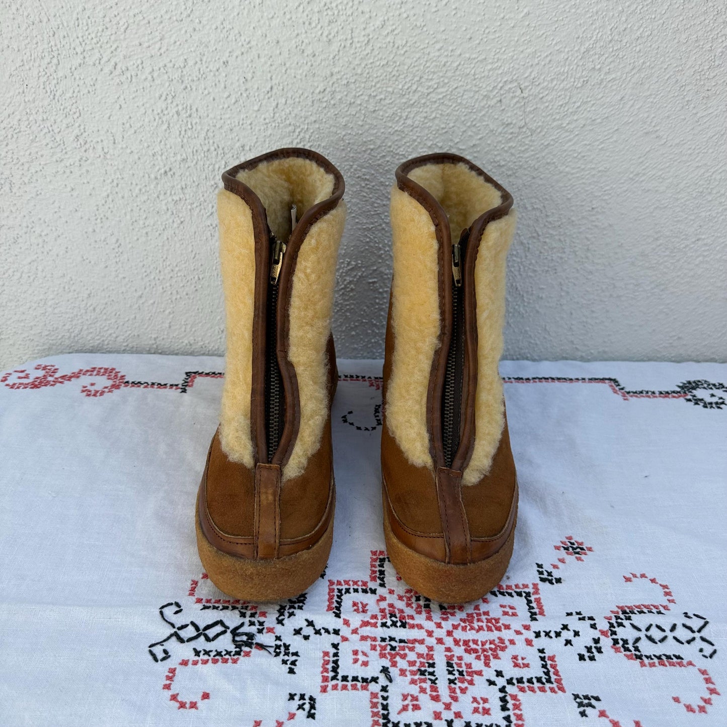 Rare 70s LL Bean Front Zip Shearling Boots size 9/10