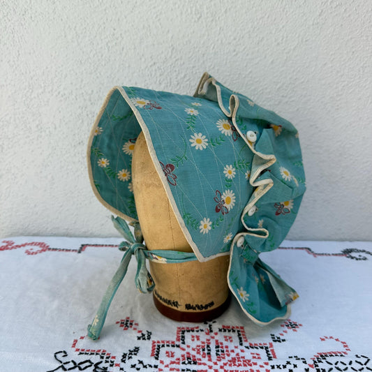 Rare 1930s Cotton Adult Bonnet with Bees and Daisies Print