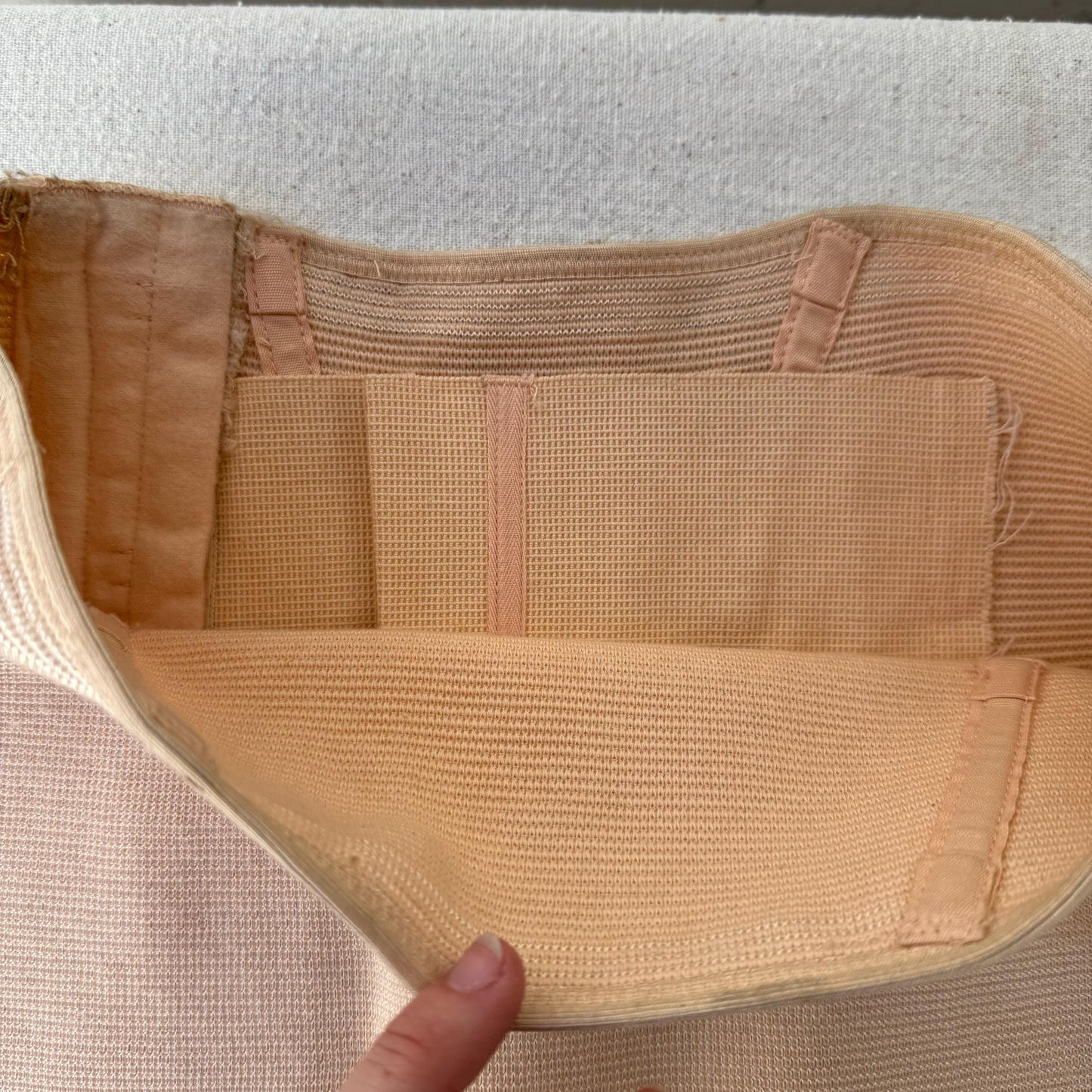 1940s Parade Slendrx Pink Deadstock Girdle