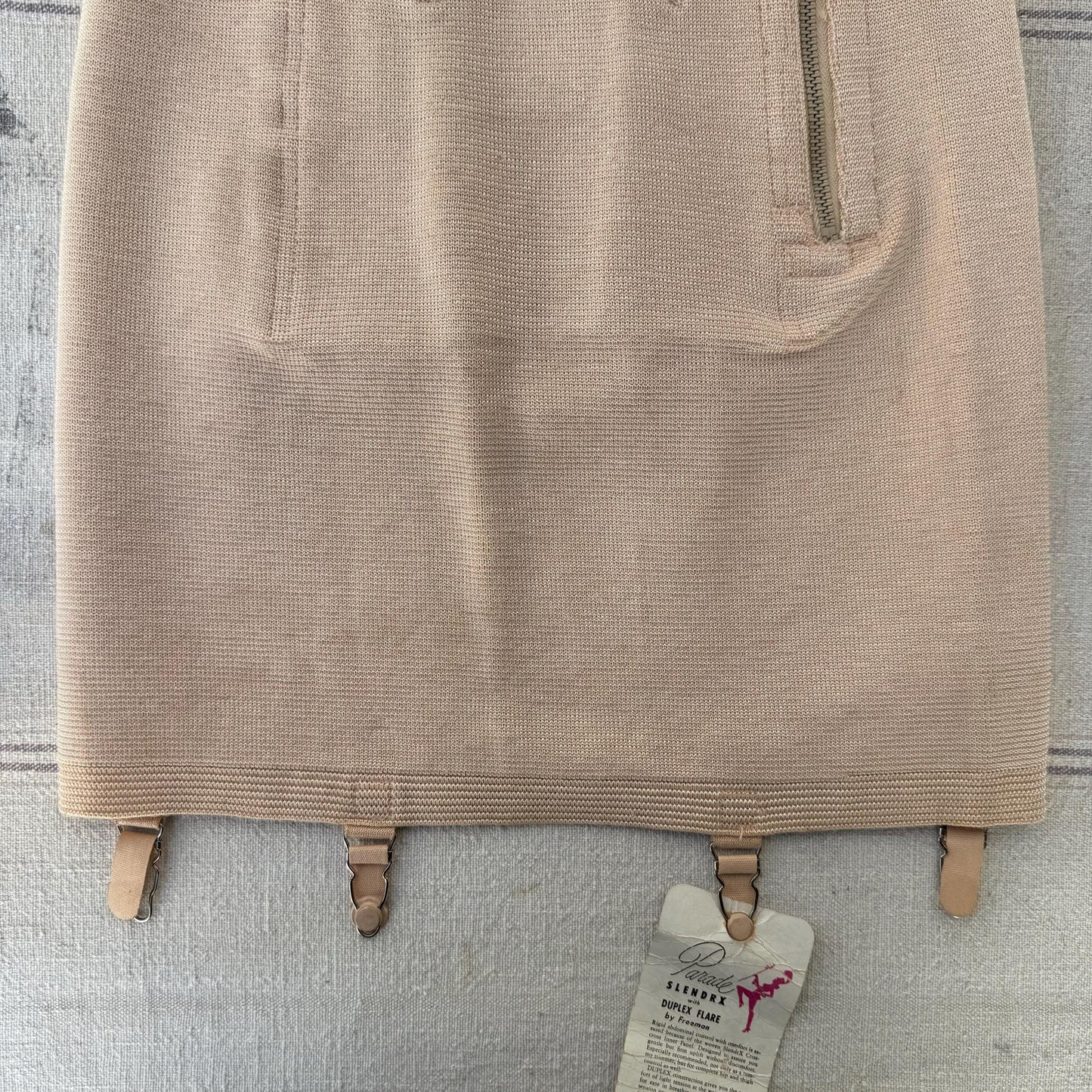 1940s Parade Slendrx Pink Deadstock Girdle