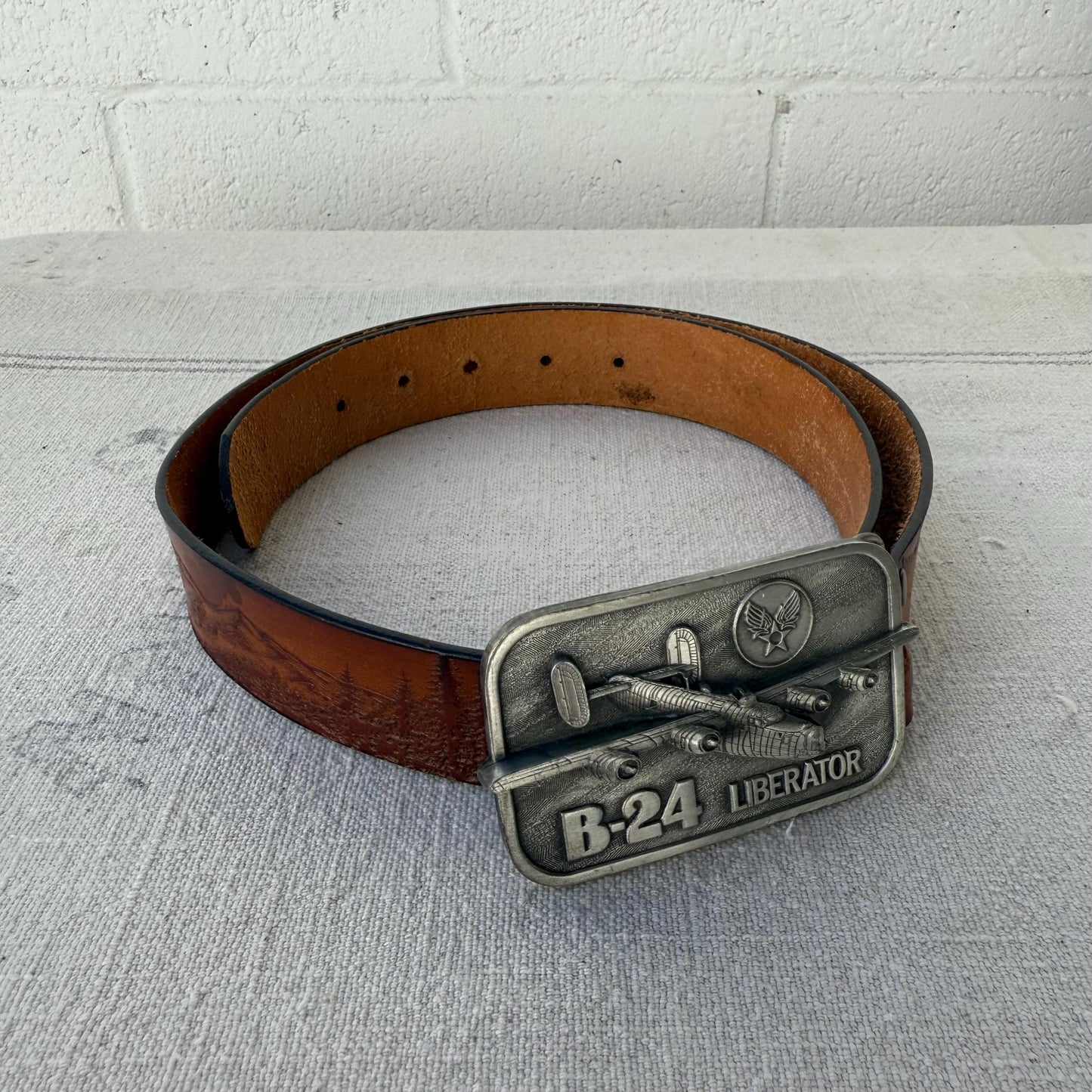 1970s WWII B-24 Liberator Airforce Belt Buckle and Leather Belt w.34