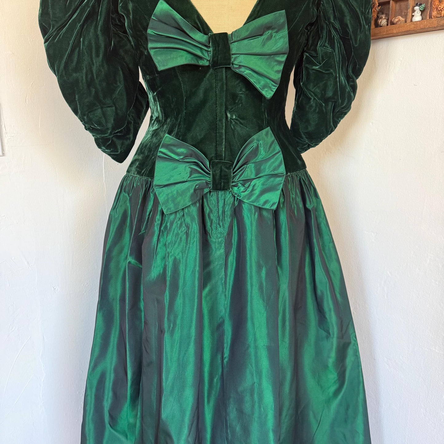 1980s Forest Green Velvet Taffeta Drop Waist Party Dress with Bows