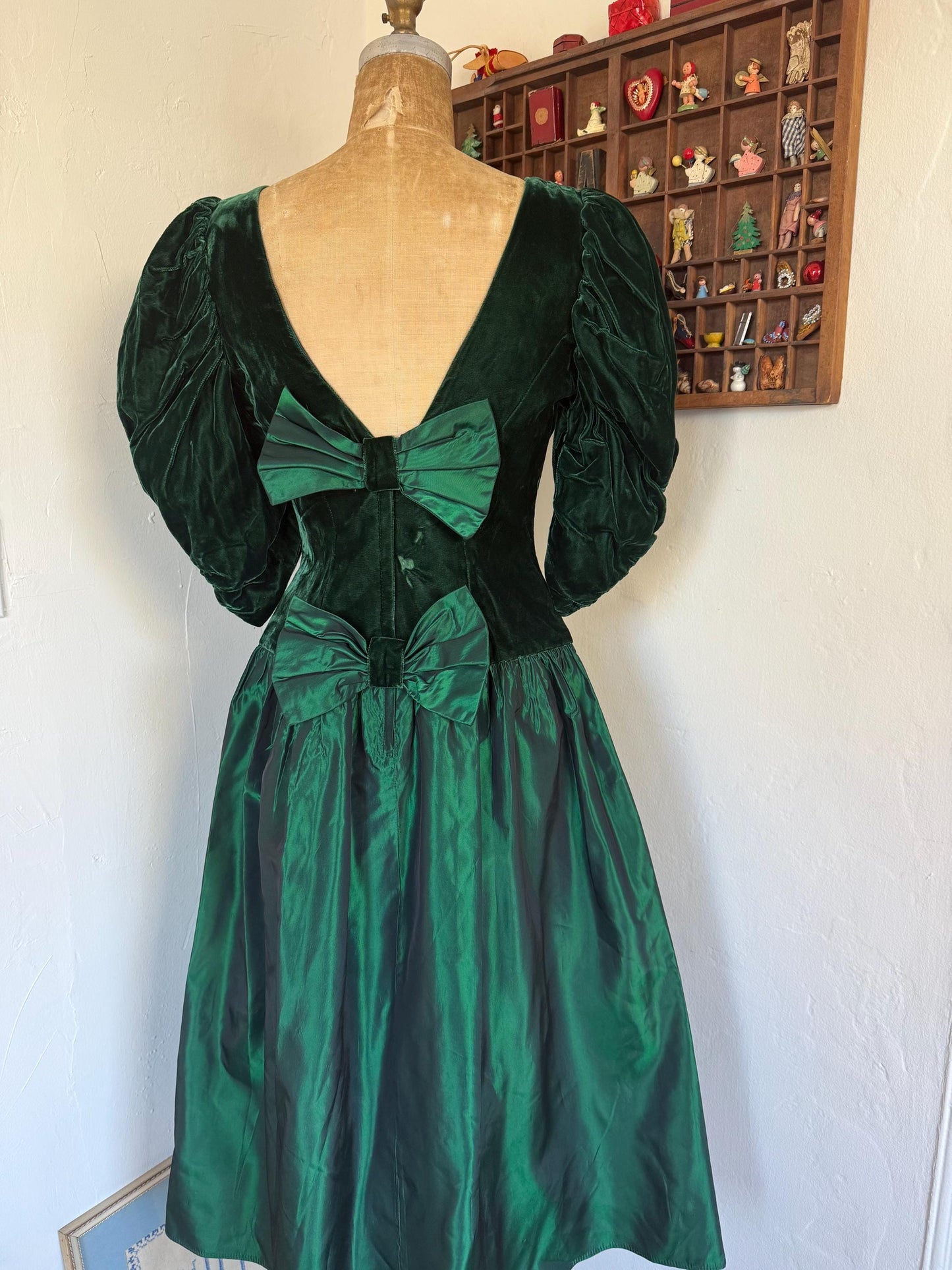 1980s Forest Green Velvet Taffeta Drop Waist Party Dress with Bows