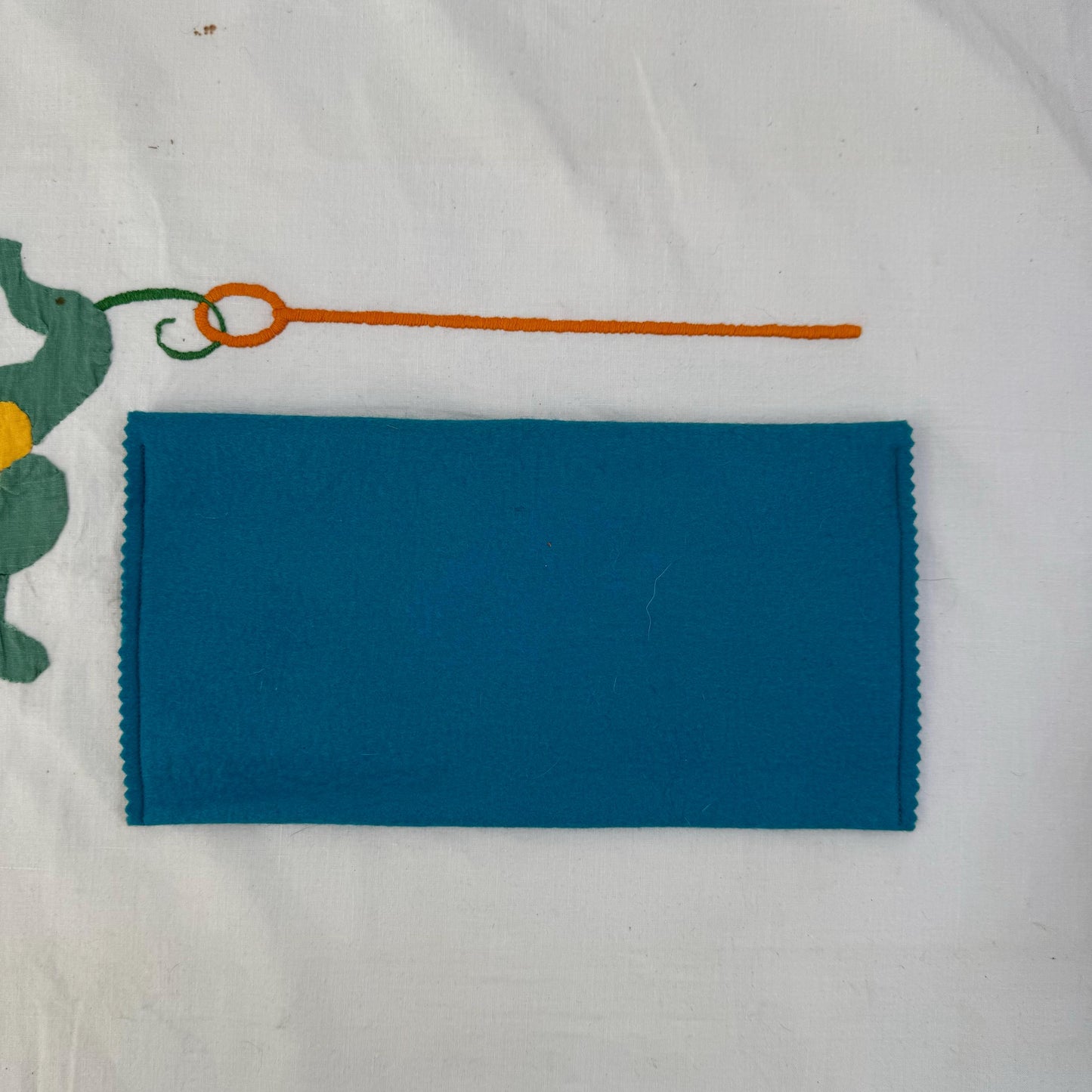 1950s Midcentury Teal Embellished Felt Glove Holder