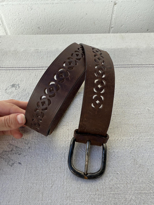 1970s Tooled Eyelet Brown Leather Waist Belt w. 30